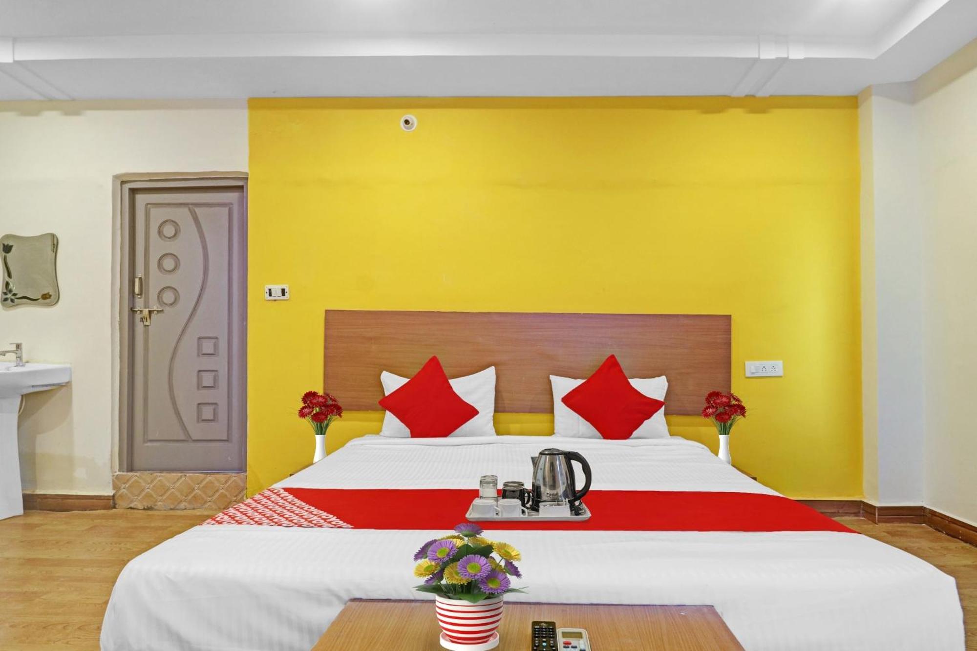 Hotel O Lavish Stay Хидерабад Екстериор снимка