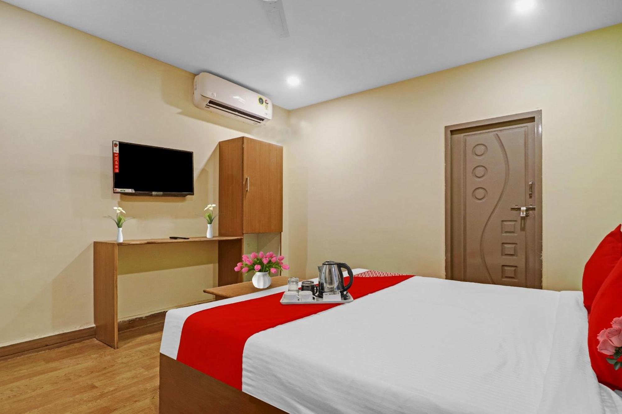 Hotel O Lavish Stay Хидерабад Екстериор снимка