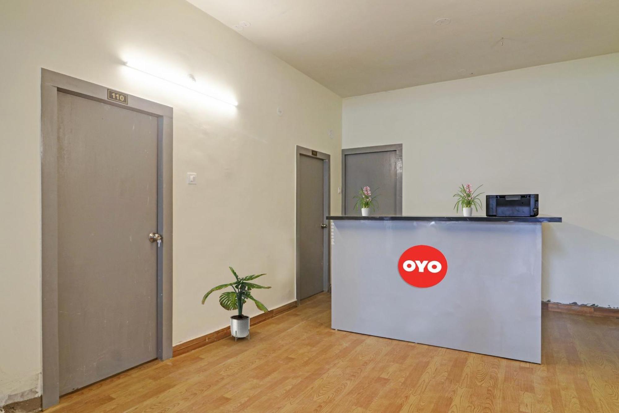 Hotel O Lavish Stay Хидерабад Екстериор снимка